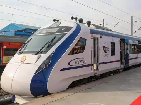 Vande Bharat vs Amrit Bharat facilities: What do passengers get?