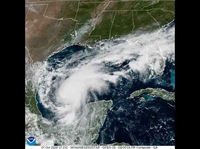 storm tracker: Tropical storm Hurricane Isaias: Warnings, areas affected, road blocks, safety ...