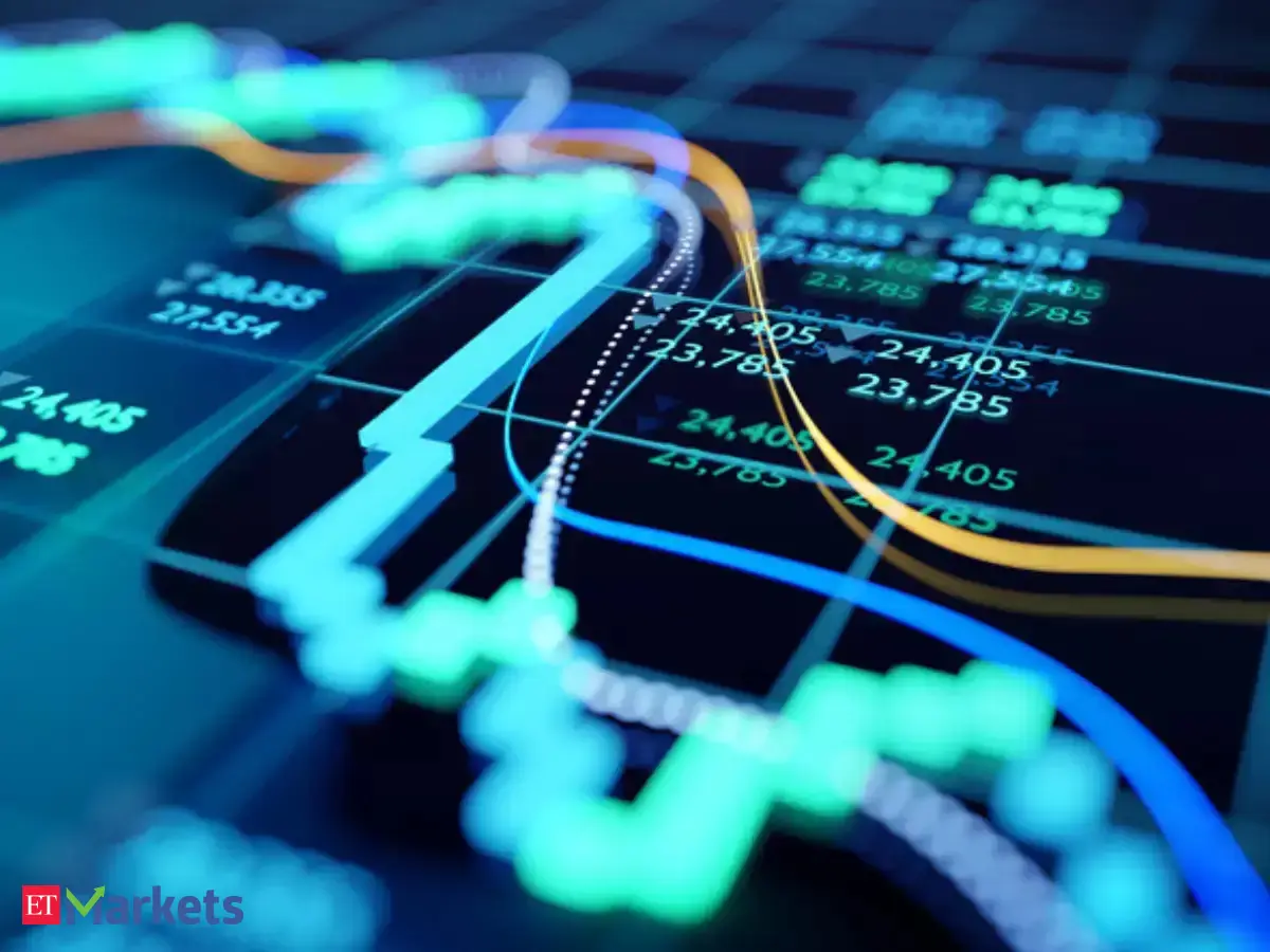 Global Market Today: Asian stocks drop on tech jitters, oil edges lower