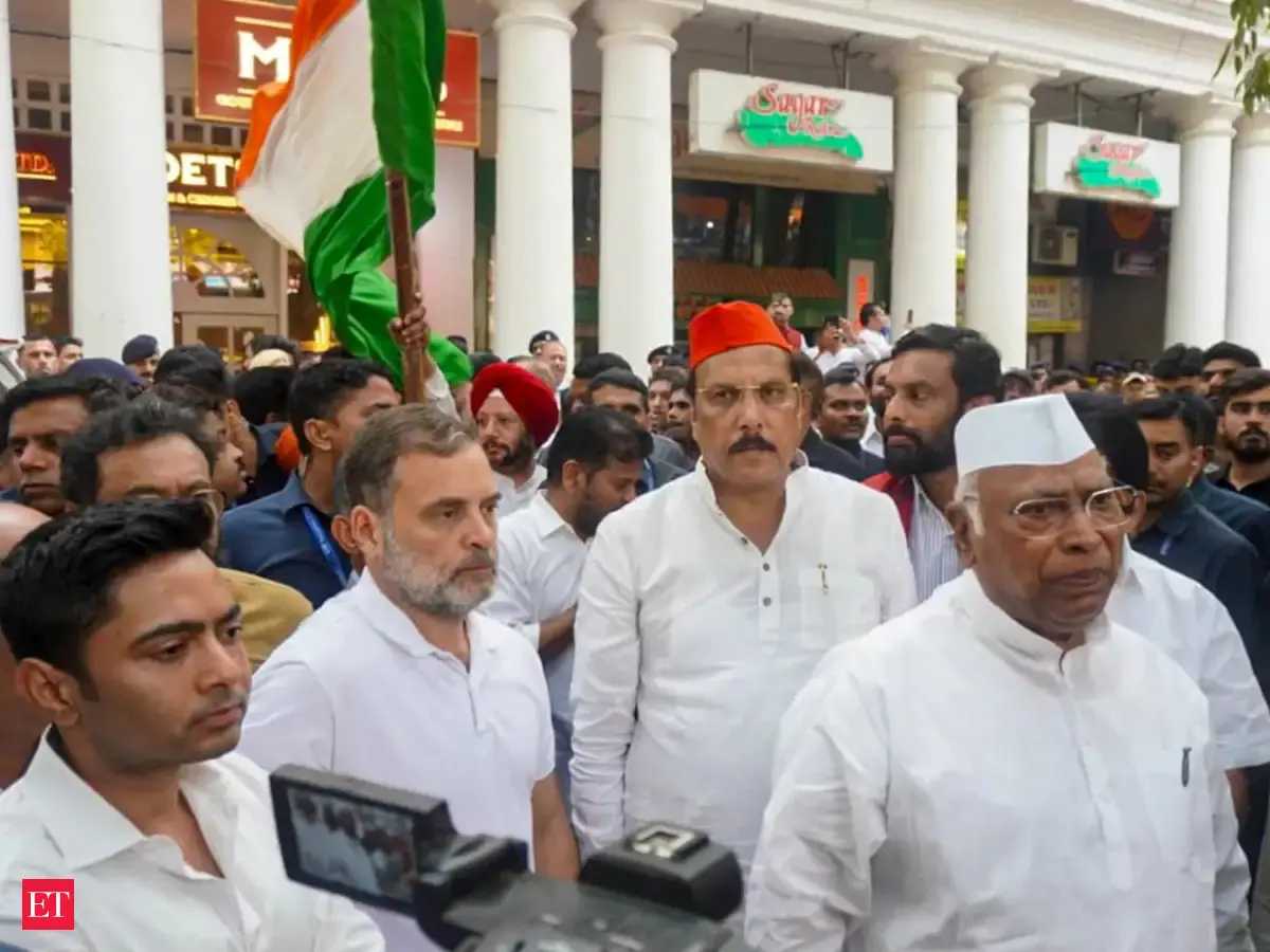 Police on high alert ahead of Opposition's march to Rashtrapati Bhavan