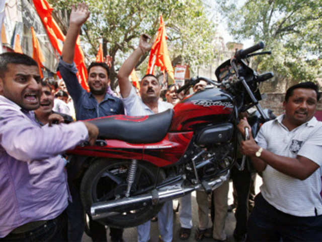 Shiv Sena activists shouting slogans during the protest