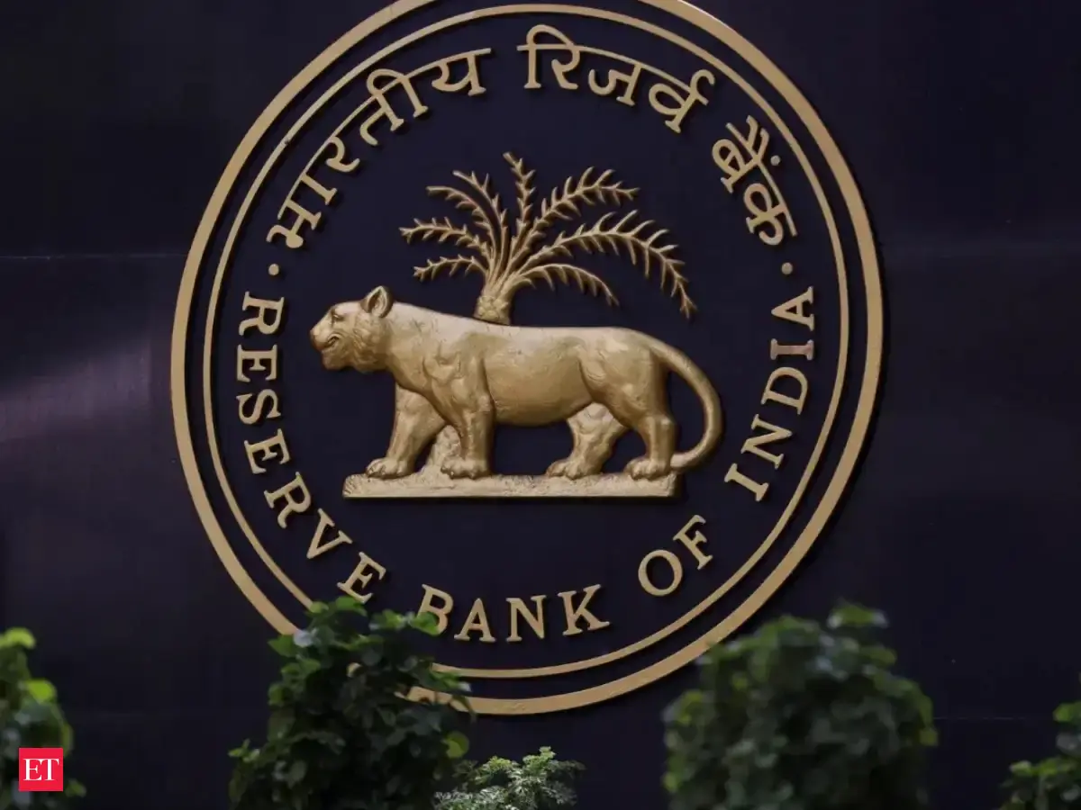 RBI tightens rules for forex bets to shield bruised rupee