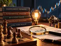Michael Price’s investing tips: Avoid spreadsheet traps, ignore market consensus and be a contrarian<br>