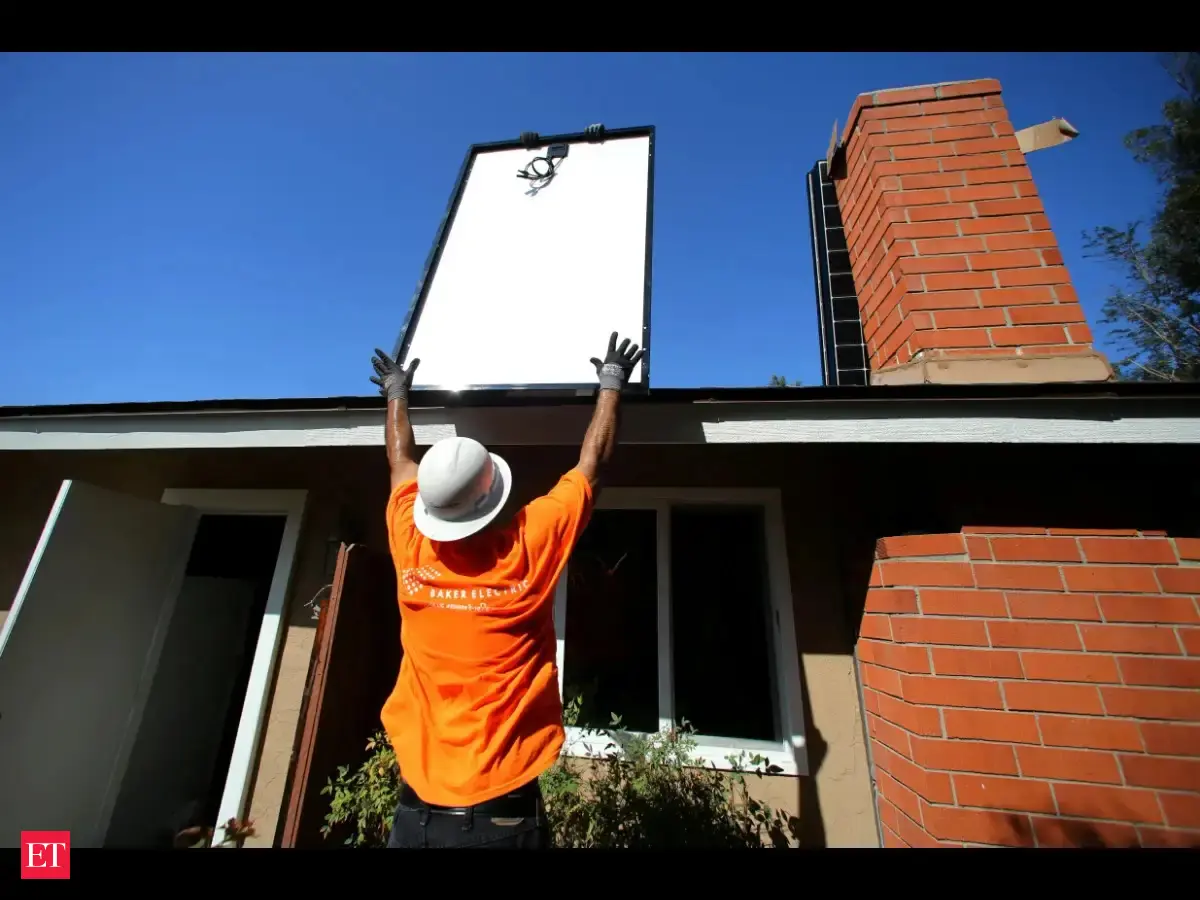California's minimum wage rate for 2027 is $17.4 an hour, but these ...