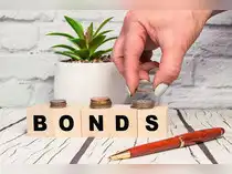 India benchmark bond posts worst day in six months on RBI measures<br>