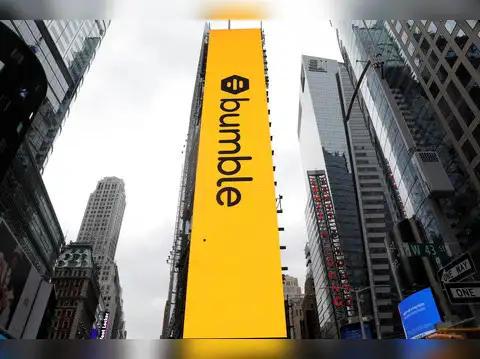 ​Falling revenue, shrinking paying user base
