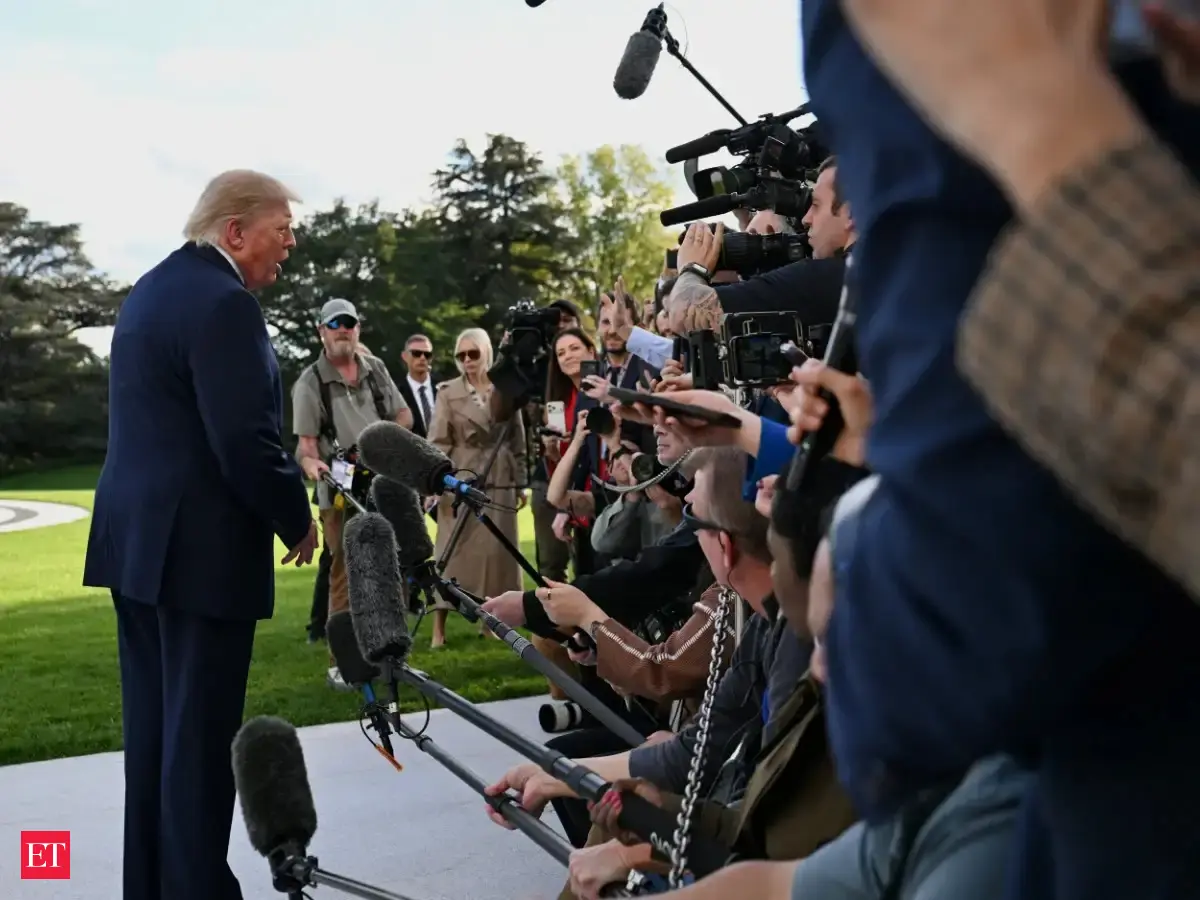 US Judge extends order blocking Trump from banning CNN, MS NOW, Politico reporters from White House