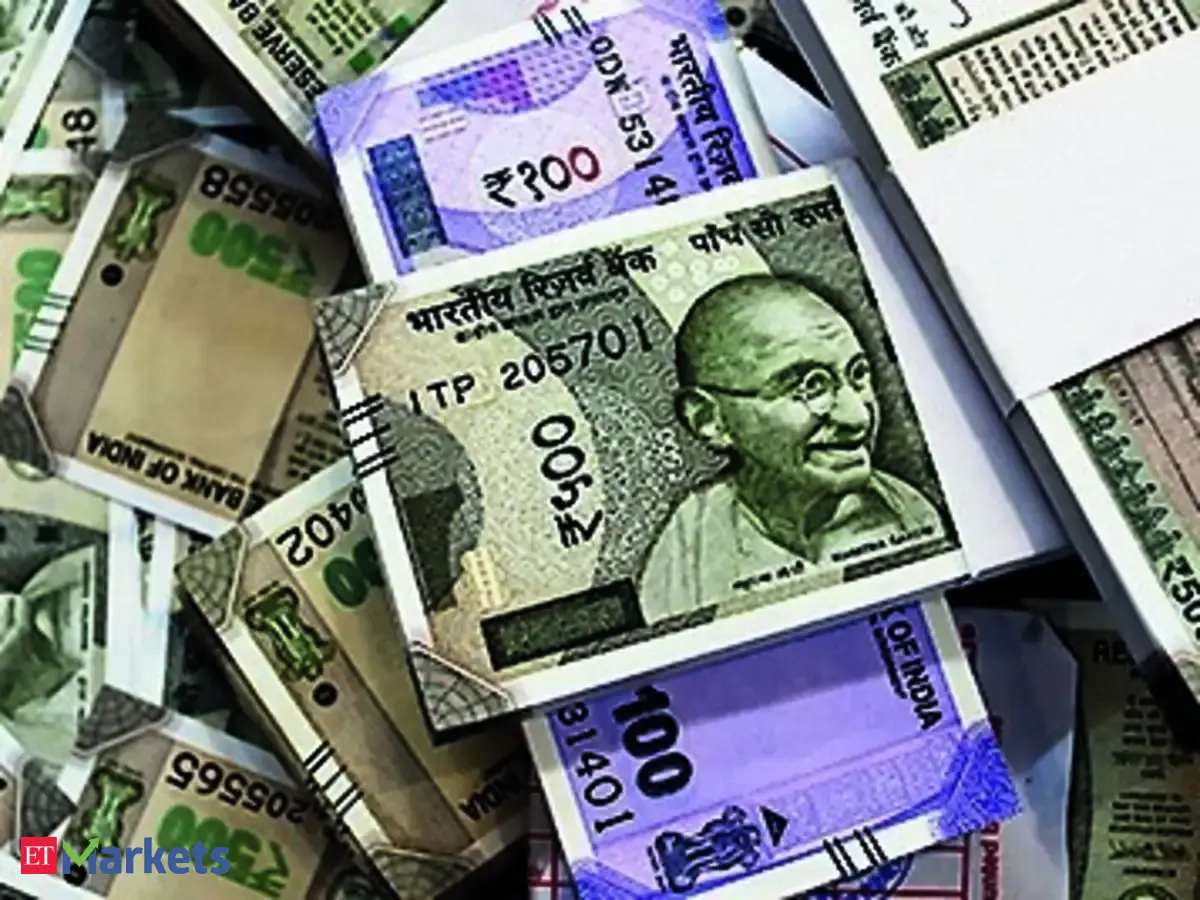Rupee rises for fourth straight day, closes at 95.15 per dollar