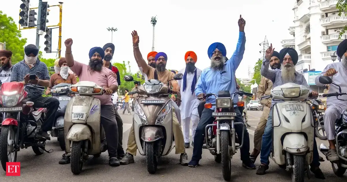 Punjab Band Today October 15: Timing, reason, are banks open? Check bus ...