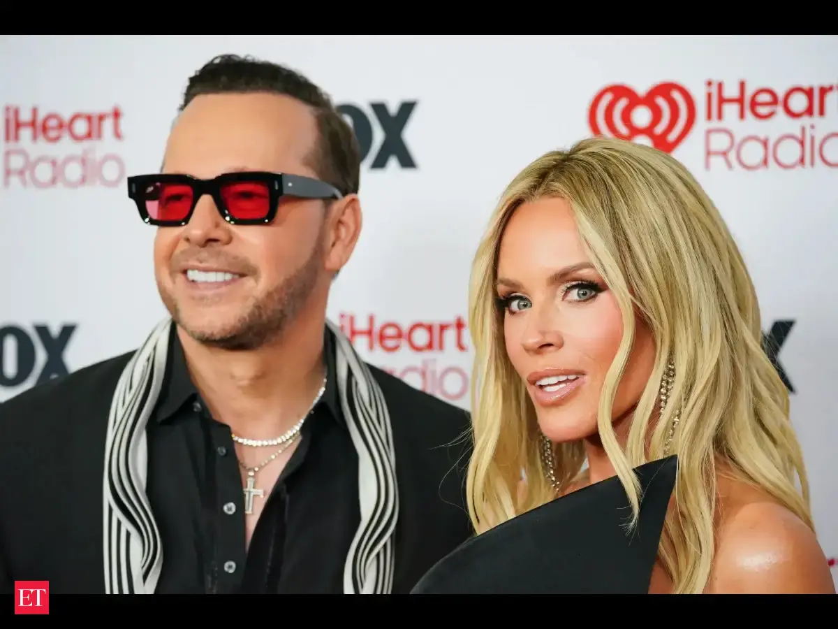 celebrity real estate: Donnie Wahlberg and Jenny McCarthy set to sell ...