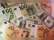 Euro gets much-needed reprieve as AI wobbles rock the dollar<br>