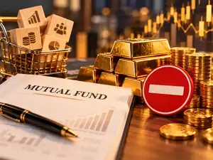 HDFC, Kotak, ICICI Prudential among 17 mutual fund houses to temporarily restrict subscriptions in gold ETF FoFs<br>