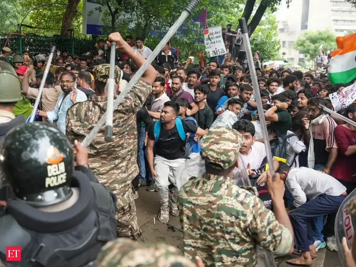 Tricolour, barricades and a 5 pm call: Delhi braces for a CJP rally in another national capital showdown