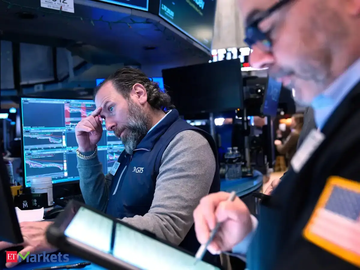 US stocks: US market ends down sharply; worries about AI trade and high oil prices weigh