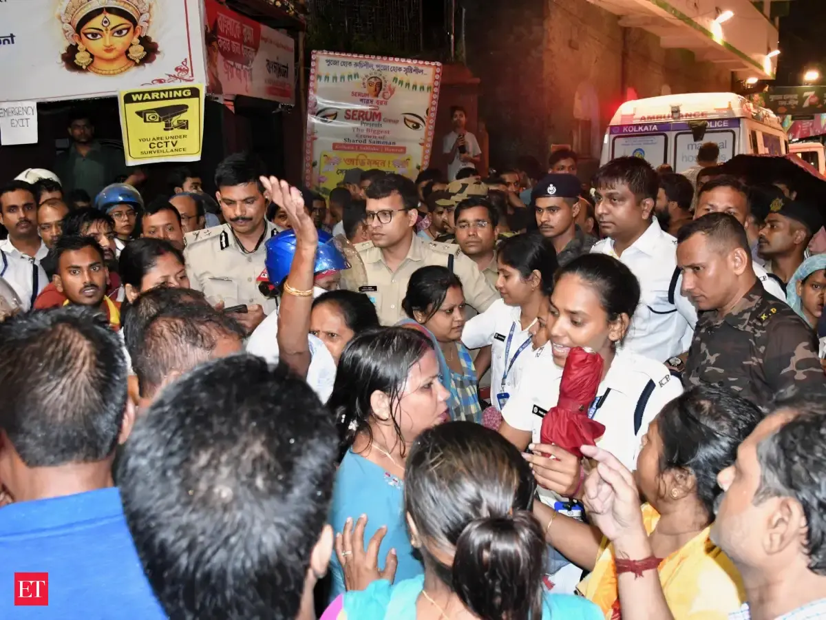 Kolkata Durga Puja pandal stampede kills 17, injures 25; children among dead, Bengal CM cancels programmes