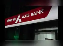 Axis Bank Q2 profit up 38% on loan growth<br>