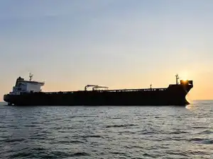 Indian refiners turn to chartered tankers to tap Gulf crude more cheaply