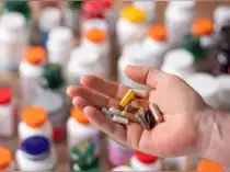 India's pharmaceutical companies to report mixed results as domestic growth offsets pricing pressures<br>