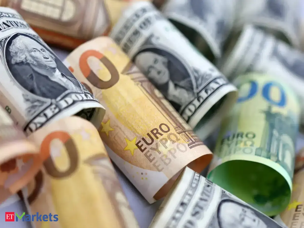 Dollar firmer, euro weakens as French protests turn violent
