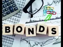 India bonds give up day's gains as oil price spike adds to rate hike fears