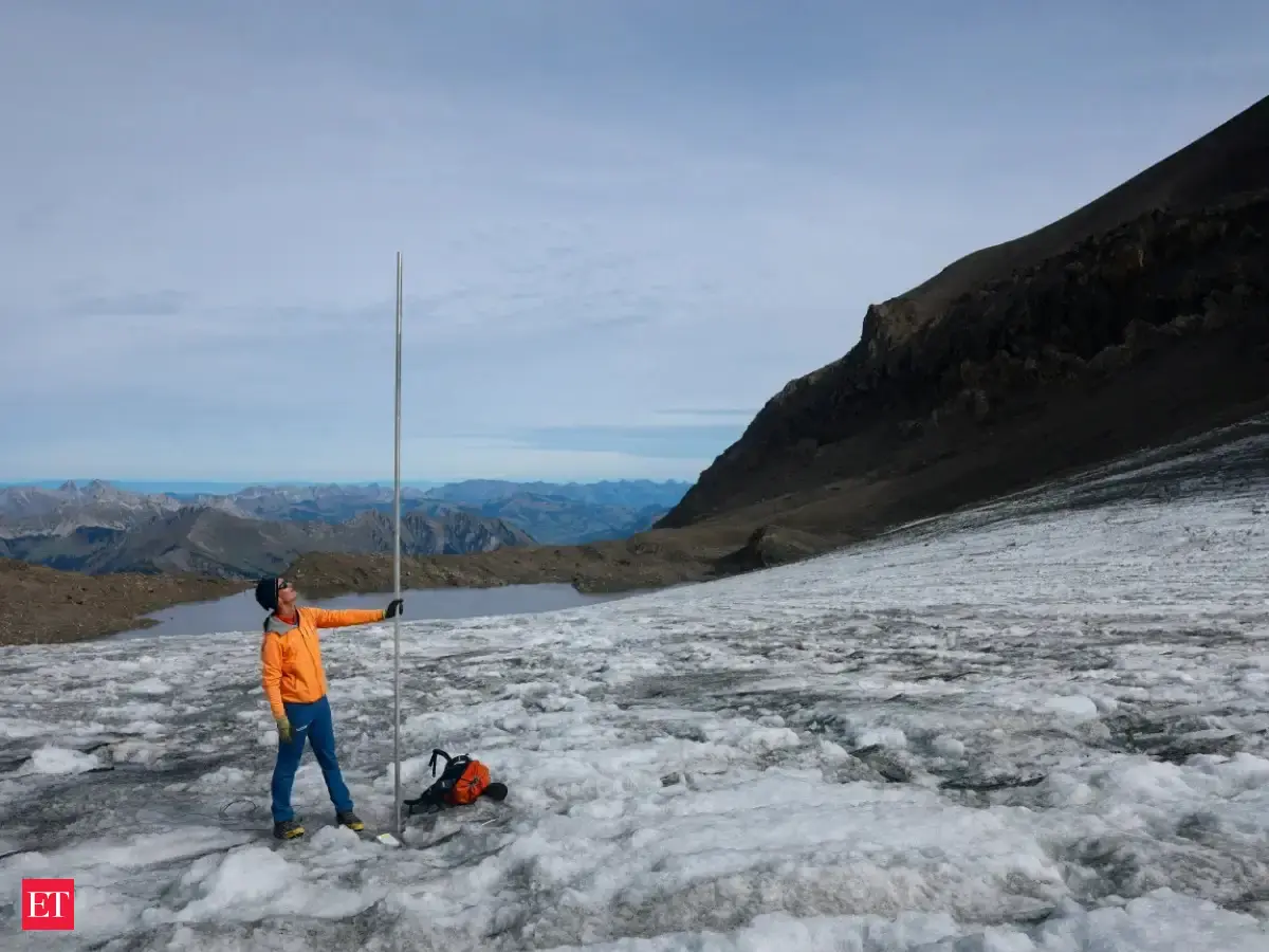 glacier melt estimate: Accounting for daily weather variability may ...