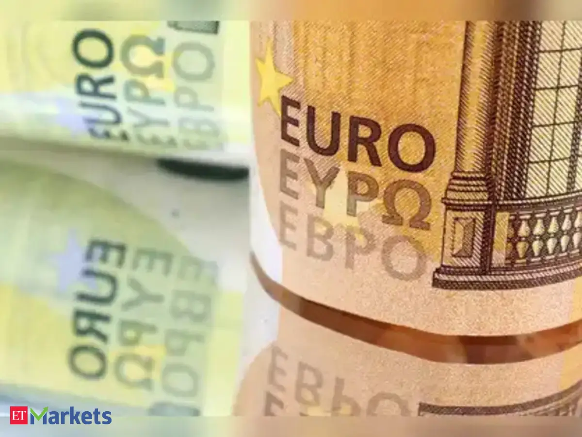 French bond yields edge down, but investors stay on alert