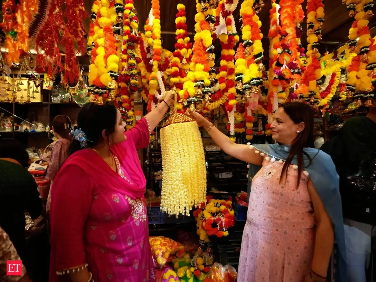 Festive sales rise in India as shoppers buy clothes and appliances