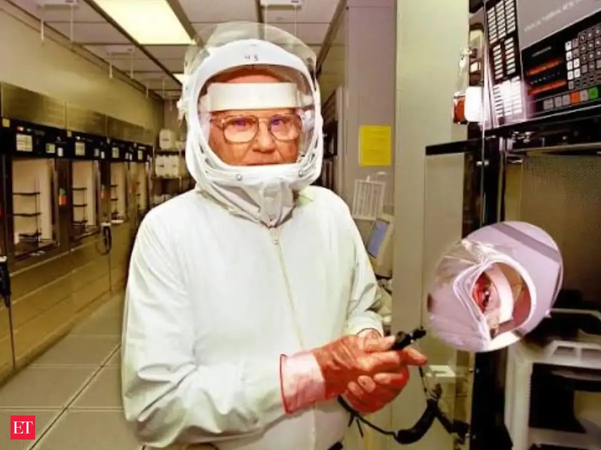 In 1962, Willis Whitfield built a room that continuously swept dust away with filtered air; the idea became essential for computer chips, NASA and modern electronics