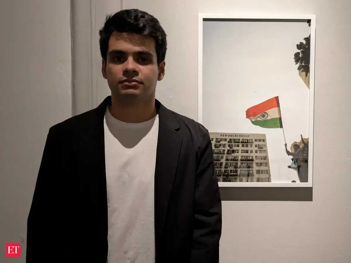 'Will not take down Indian Flag': Priyanka Gandhi's son alleges ...