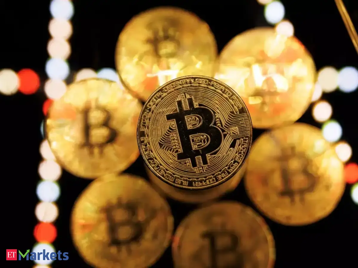 Bitcoin rallies back as tech rebound sparks speculative appetite