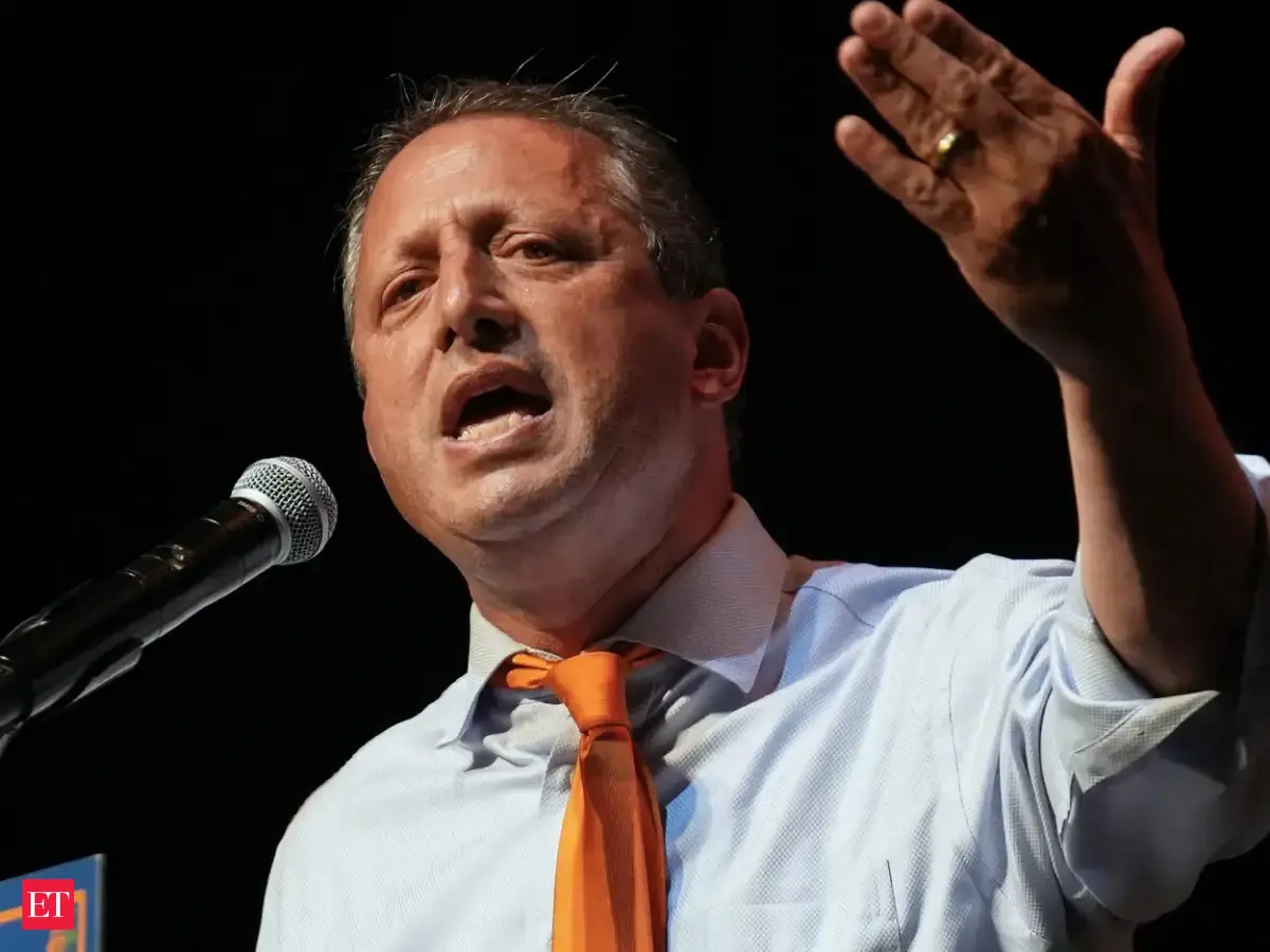 Israeli forces detain US congressional candidate Brad Lander at West Bank harvest, released soon