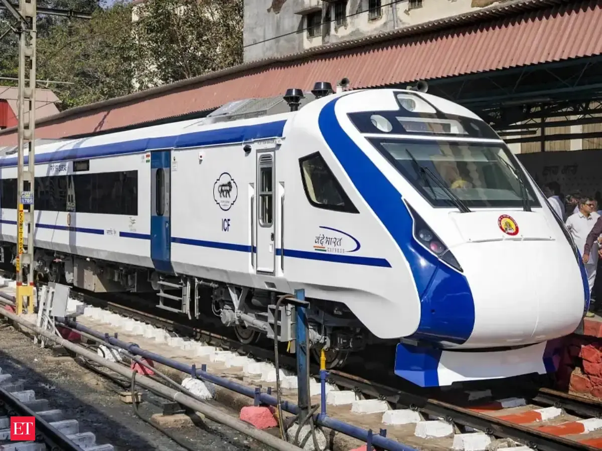Mumbai-Bengaluru Vande Bharat Sleeper to begin operations on November 1