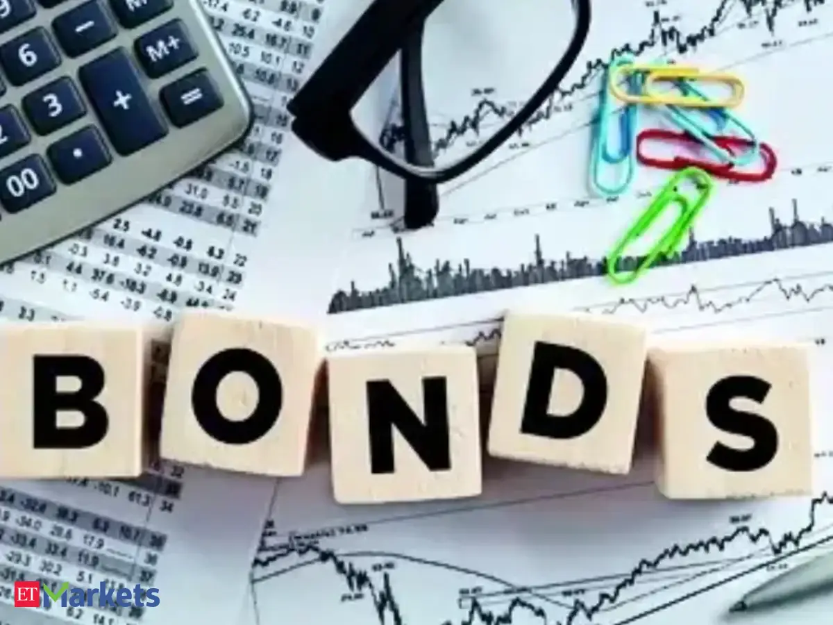 Indian bonds tumble on oil surge, RBI rate hike fears