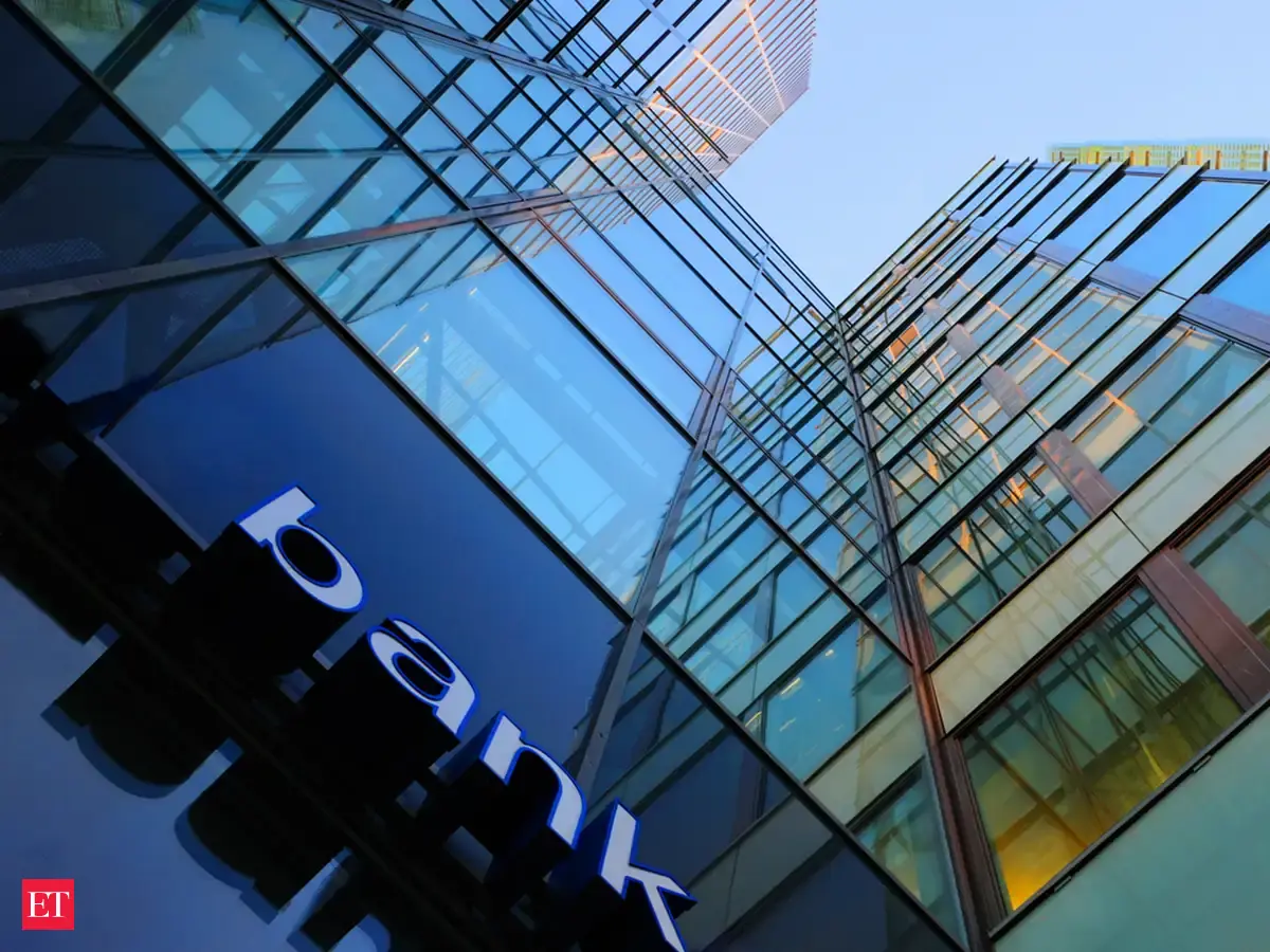 Government plans to pare stakes in 4 PSU banks to 75%
