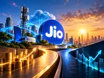 Jio IPO closes today: Will it deliver a double-digit listing gain or become a long-term compounder?<br>
