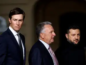 Ukrainian President Volodymyr Zelenskiy has indicated that peace negotiators from Ukraine, Russia, and the US will meet soon.