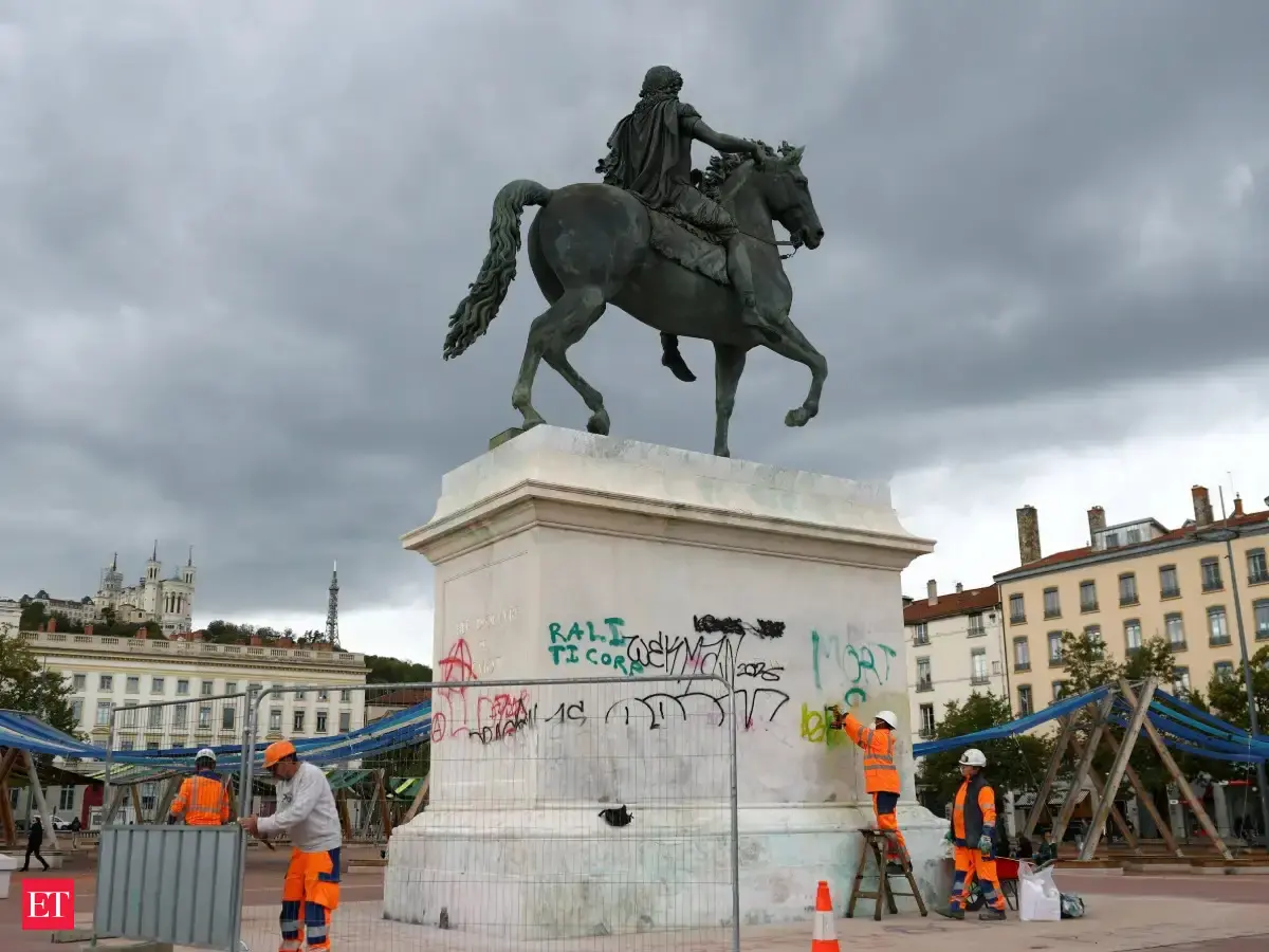 Rome, Milan brace for fresh protests
