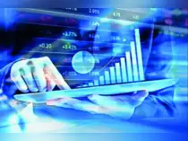 Indians remit $2.7 billion overseas in August, led by travel <br>