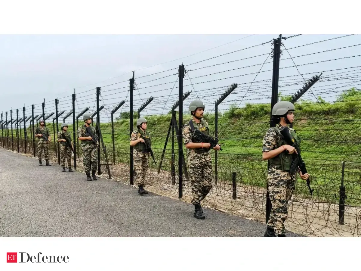 BSF apprehends four Pakistani fishermen in Kutch, seizes boat