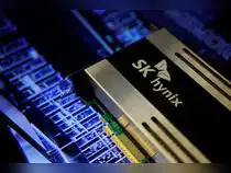 Global Market | SK Hynix weighs $12 billion special dividend ahead of Q3 Results: Reports<br>