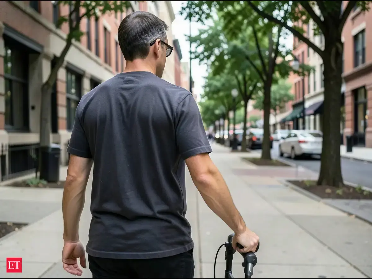Meet Amos Miller, man who lost his sight in his 20s, built an AI ...