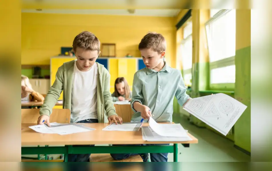 Teacher side hustle: A teacher’s maternity leave side hustle made ...