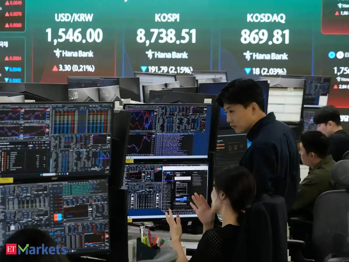 Asian stocks rise as renewed AI optimism lifts markets