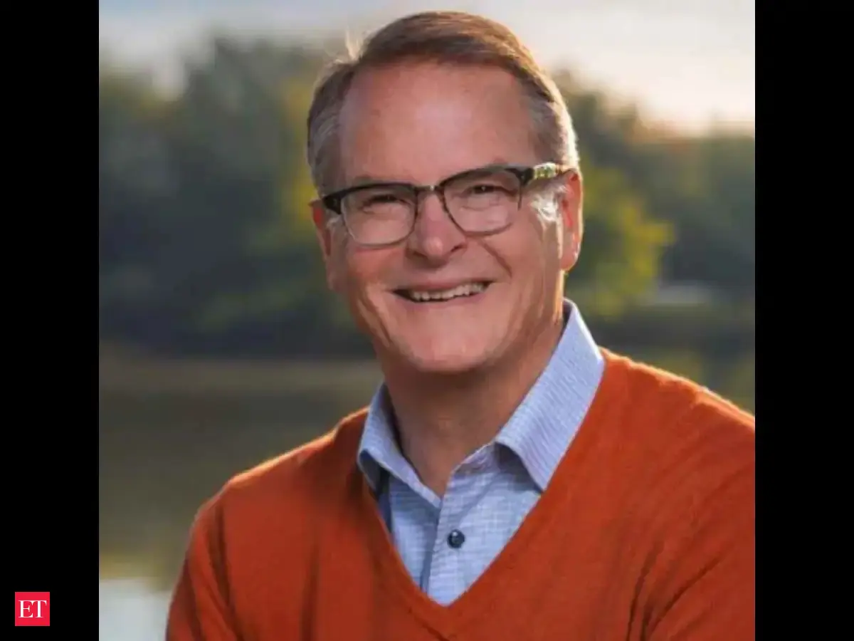 US midterm elections 2026: Who is Pastor Adam Hamilton, and how much ...