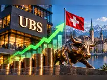 Global Market: UBS Q3 profit rises 8% to $2.69 billion, accelerates buyback plan<br>