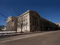 US Market: Rising Treasury yields put US banks under pressure over bond losses<br>