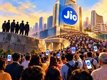 From 104 shareholders to nearly 80 lakh! Jio becomes India's most widely owned stock on listing day<br>