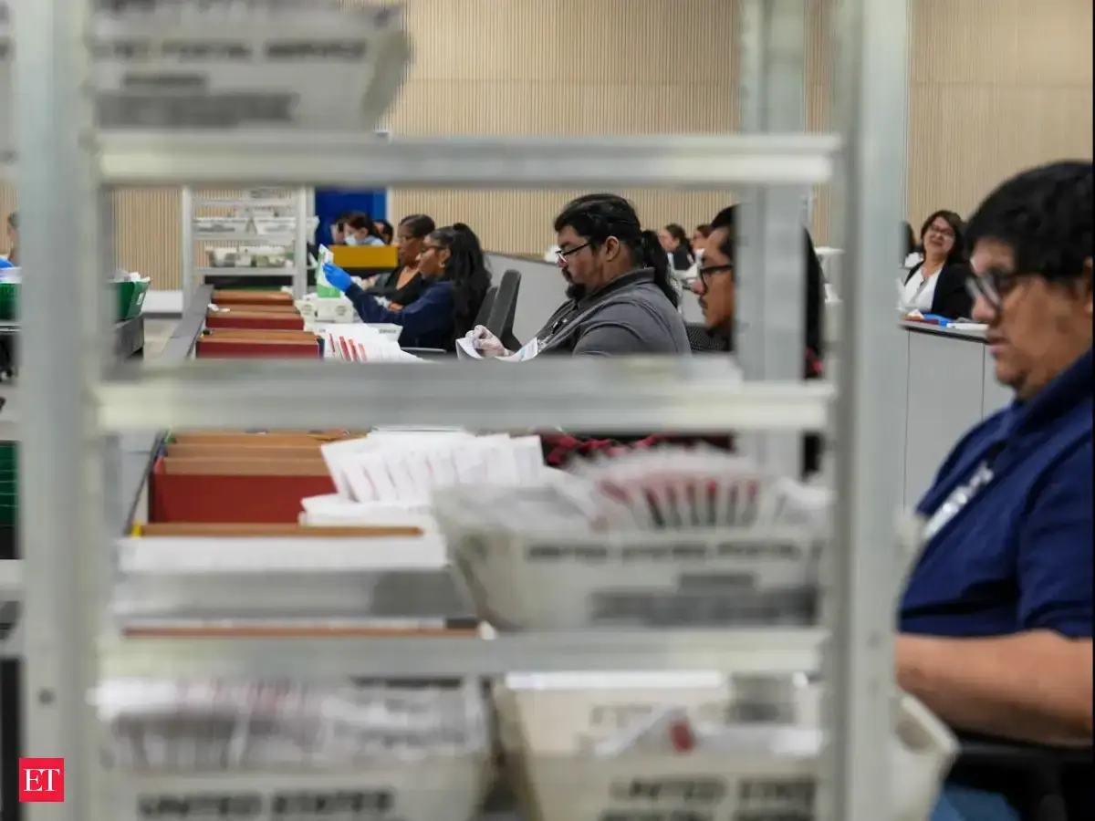 US judge denies federal request to block 20,000 voters, says it would 'wreak havoc' on US midterm election