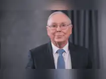 Charlie Munger skipped insurance on his mansion, said all intelligent people ‘do it my way’. What did he mean? <br>