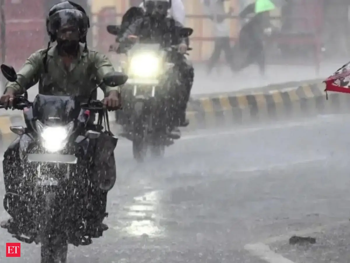 School holiday (October 30): Are schools closed in Andhra, Odisha, Jharkhand and other regions due to Cyclone Arnab? Which UP districts have announced school holiday PET 2026? Check state-wise advisory